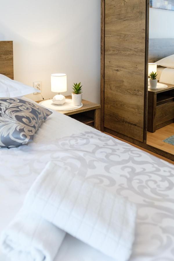 Apartman Mare Milna  Luaran gambar