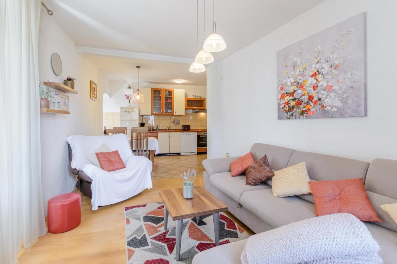 Apartman Mare Milna  Luaran gambar